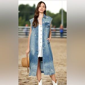 Veveret Distressed Sleeveless Longline Denim Jacket dress size small